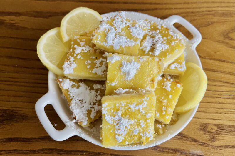 Lemony Cheesecake Bars